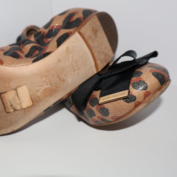 Leopard Print Ballet Flats w/ Black Bow – Size 6 - Picture 9 of 13
